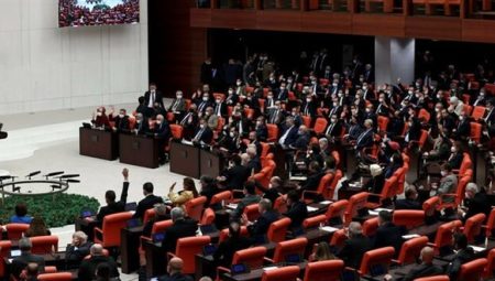 15 partiden 8’inin genel başkanları milletvekili olarak görev yapacak