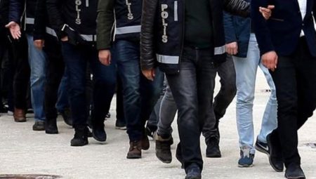İzmir’de 56. Kökünü Kurutma Operasyonu’nda 310 şüpheli yakalandı
